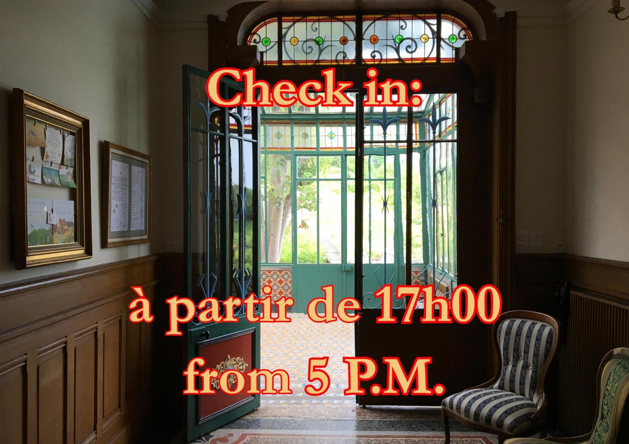 Le Clos Des Fayettes Theize Exterior photo